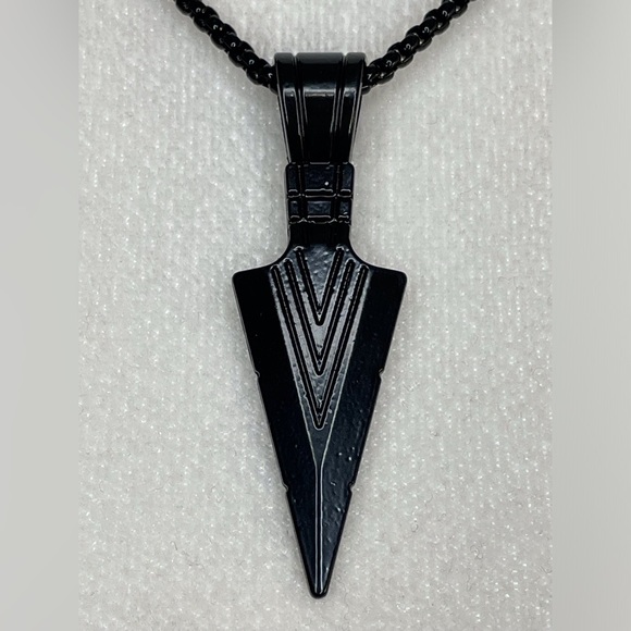 Black Arrow Charm Necklace Unisex - Picture 7 of 11